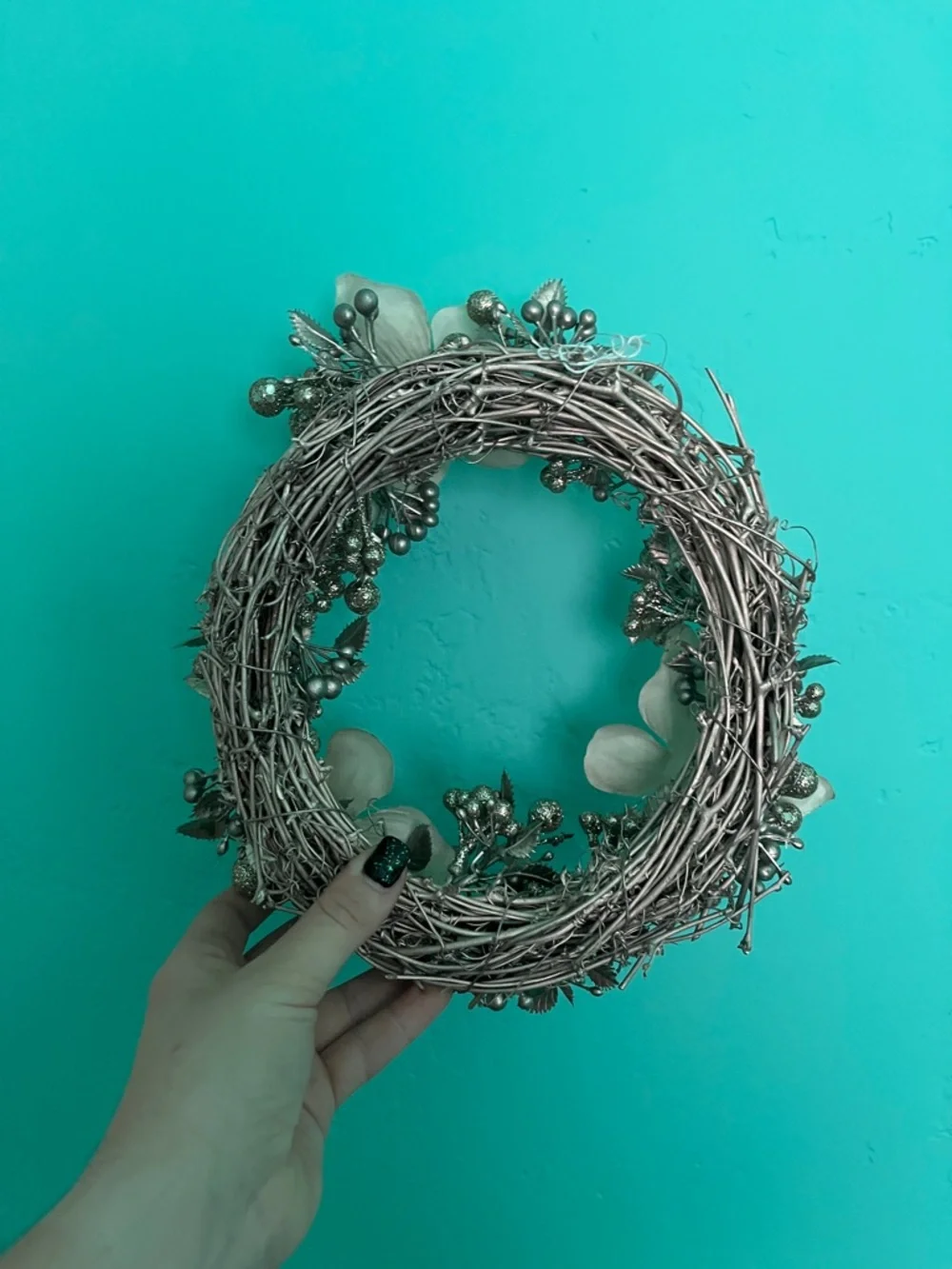 NWOT Silver Butterfly Wreath – Small Decorative Wall or Table Display – Spring